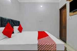 Lova arba lovos apgyvendinimo įstaigoje Flagship Hotel Comfort Inn