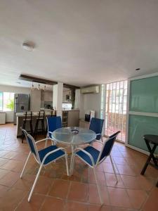 Dapur atau dapur kecil di Palma House - Cabaña con piscina