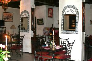 Restaurace v ubytování Caverne d'Ali Baba