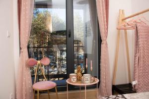 Uma varanda ou terraço em MONA Apartman Divčibare