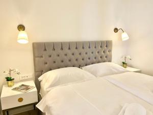 Katil atau katil-katil dalam bilik di Isolated apartments with a swimming pool Cove Tvrdni Dolac, Hvar - 6112
