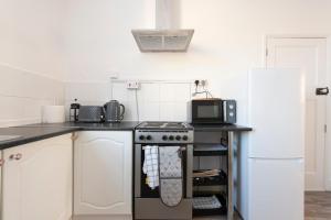 Virtuvė arba virtuvėlė apgyvendinimo įstaigoje Harwich haven great for couples and contractors
