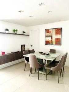 Φωτογραφία από το άλμπουμ του O seu espaço confortável na área nobre da cidade στη Φορταλέζα