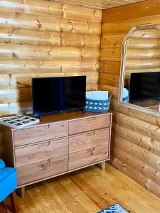 TV a/nebo společenská místnost v ubytování The Gratitude Homestay