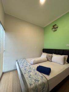 Postel nebo postele na pokoji v ubytování Clamitan House
