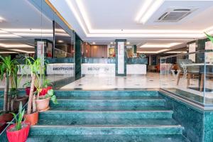 The lobby or reception area at Valens Hotel Downtown Még 37 kép