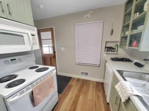 Fotografie z fotogalerie ubytování Morning View Cottage at the Lake v destinaci Arnolds Park