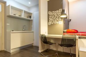 Kuchyňa alebo kuchynka v ubytovaní Apartments Aspalathos