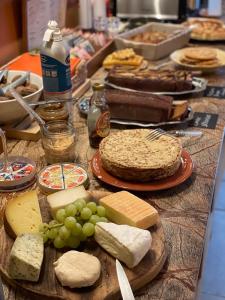 Gallery image of STUDIO VUE SUR MEUSE in Namur
