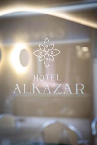 Certifikát, hodnocení, plakát nebo jiný dokument vystavený v ubytování Hotel Alkazar