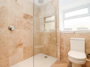 Koupelna v ubytování Mayfield Cottage + 24 fotografií