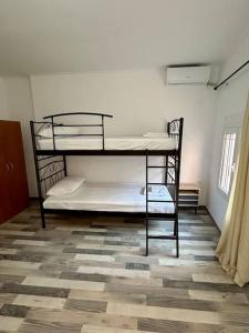 米蒂利尼Μοντέρνο σπίτι κοντά στον κέντρο της Πόλης!的相册照片