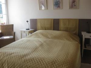 Postel nebo postele na pokoji v ubytování Bed & Breakfast aux Enges