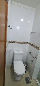 Un baño de Flat Pitangueira com Piscina-Capitânia Varan