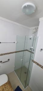 Un baño de Flat Pitangueira com Piscina-Capitânia Varan