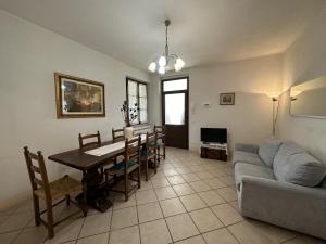 Χώρος καθιστικού στο Villa Tilla