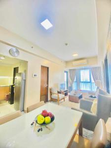 Χώρος καθιστικού στο The Mactan Newtown