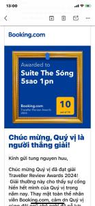 página de un sitio web con una imagen de un marco en Premium 2pn The Sóng 5 Sao Homestay Khánh Vân en Vung Tau