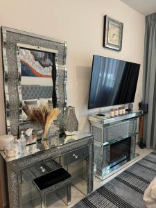 Fotografie z fotogalerie ubytování Beautiful Cozy Studio (Masdar City) v destinaci Al Qurayyah