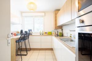 Köök või kööginurk majutusasutuses résidence privée YourHostHelper