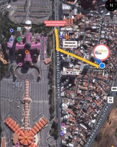 un mapa de la intersección de una calle en Hotel Pousada Colliseu, en Aparecida