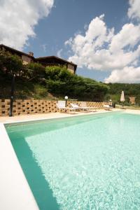 Πισίνα στο ή κοντά στο Villa Tilla