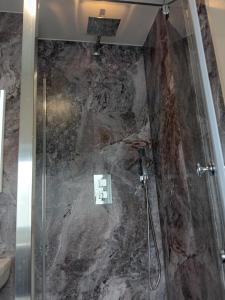 Um banheiro em Sea Air B&B