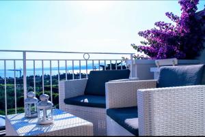 A seating area at Casa Sabina