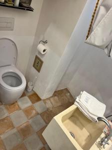 A bathroom at Salento magic