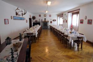 Restaurace v ubytování Hotel Col Du Mont
