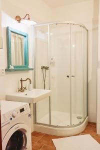 Koupelna v ubytování DVĚ SKLENIČKY - Apartmán