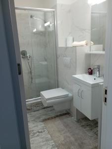 Kúpeľňa v ubytovaní Vila Leona B-0