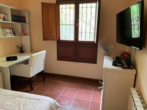 Gallery image of Casa con piscina y gran parque en Los Cardales in Los Cardales