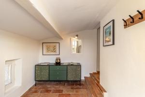 Ảnh trong thư viện ảnh của Mas Oréa Sous la glycine ở Gordes