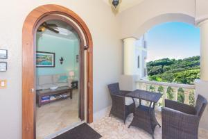Posezení v ubytování Keyhole Bay condo 10 condo