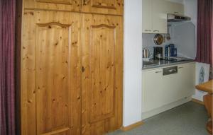 A kitchen or kitchenette at Ferienwohnung Mit Ausblick