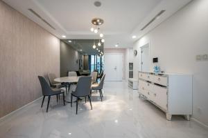 Gallery image of LANMARK 81 Enigma Residences in Ho Chi Minh City