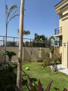 En have udenfor Superior Villa 5 Bedrooms in Mirpur Azad kashmir
