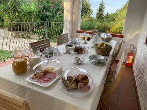 Jídlo v bed and breakfast nebo okolí