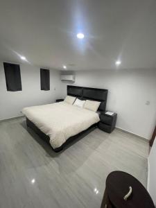Un pat sau paturi într-o cameră la Piscadera bay resort 15c