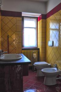 A bathroom at Locanda Spada Reale