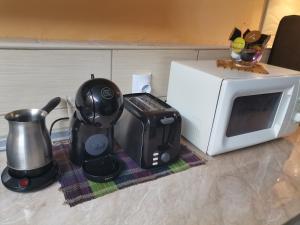 Príslušenstvo na prípravu kávy alebo čaju v ubytovaní Apartments Krste