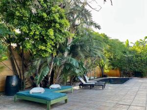 Afbeelding uit fotogalerij van Studio 4 with Pool Access & No Loadshedding in Kaapstad