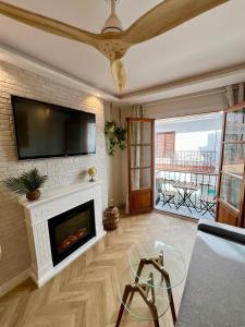 MIA HOME MARBELLA電視和／或娛樂中心