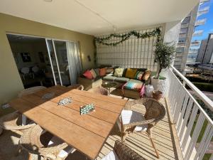 Balkón nebo terasa v ubytování EPIS - large luxury apartment with sea view