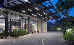 Сад в BATIQA Hotel Cirebon