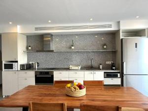 Η κουζίνα ή μικρή κουζίνα στο Go-Blue Star, Villa Sea