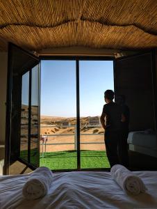 Postel nebo postele na pokoji v ubytování Royal desert camp