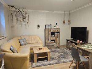 TV a/nebo společenská místnost v ubytování Spreewald Ferienwohnung Lübben