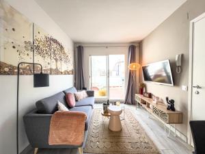 Posezení v ubytování Amazing 2 bedroom Apartment with big sun terrace Sitges centre beach